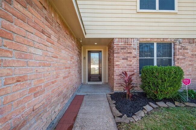 Building Photo - 13703 Templar Ln