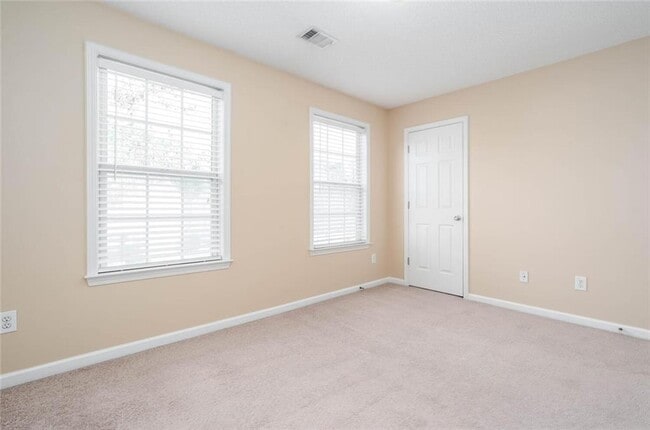 Building Photo - 380 Wittenridge Ct