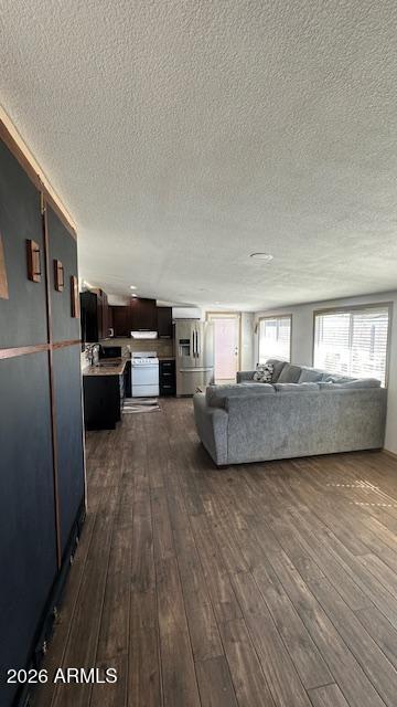 Building Photo - 841 W Watson Dr