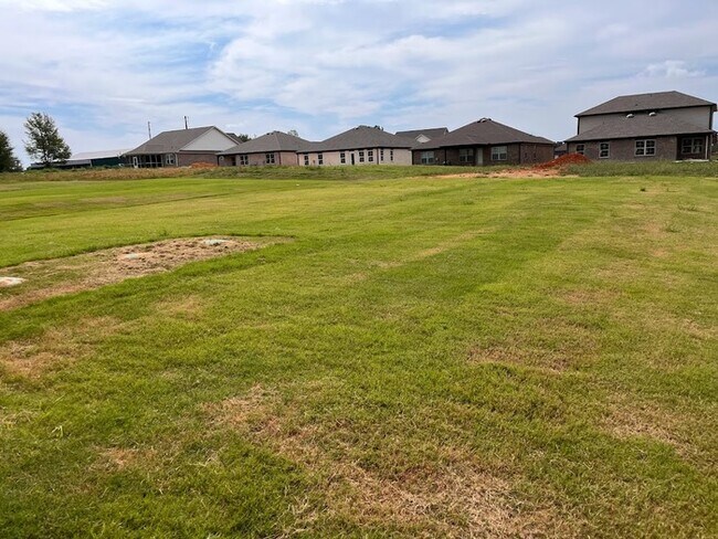 Building Photo - 124 Toney School Rd