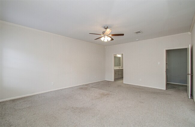 Building Photo - 3088 Holly Hall St