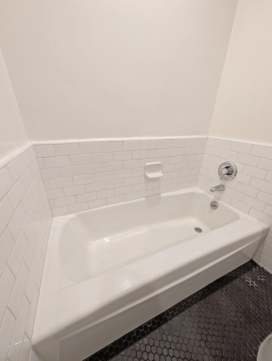 Building Photo - 118 S Wetherly Dr