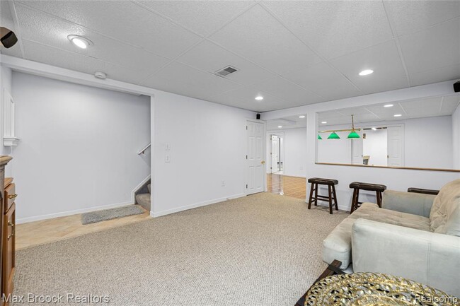 Building Photo - 35263 Kings Forest Blvd