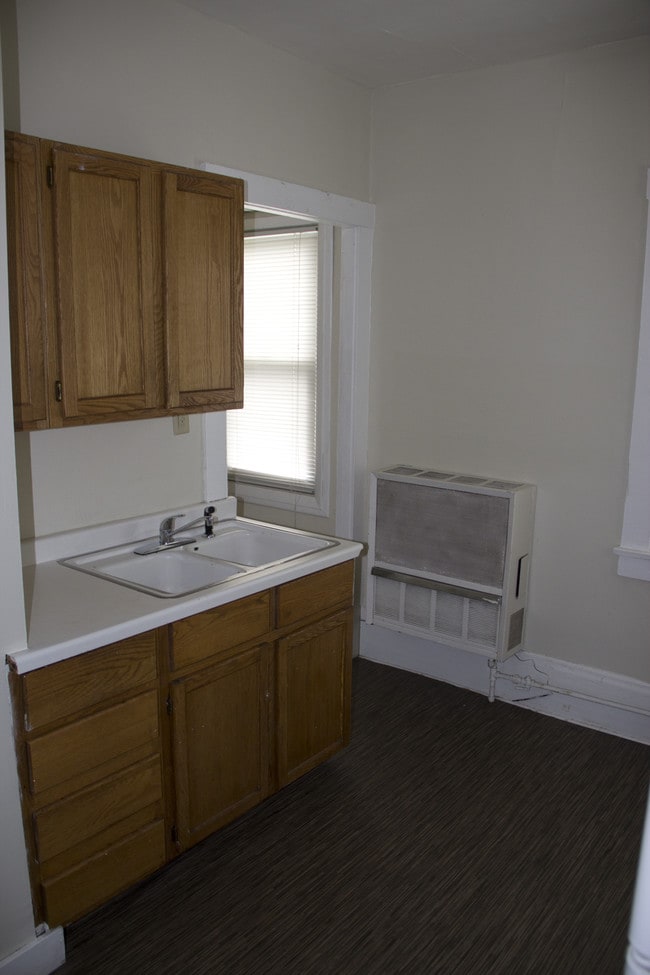 Kitchen - 4th On Campus