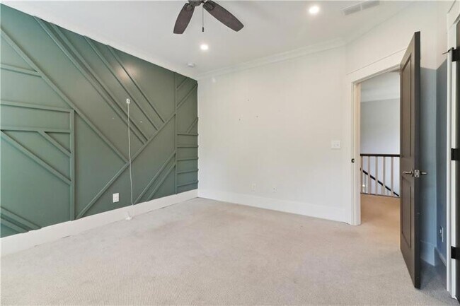 Building Photo - 211 Mount Vernon Hwy