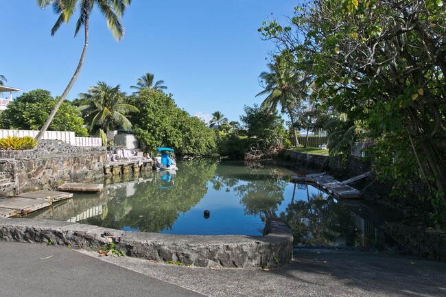 Building Photo - 44-12 Kaimalu Pl