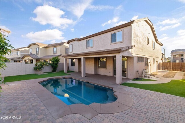 Building Photo - 17646 W Statler Dr
