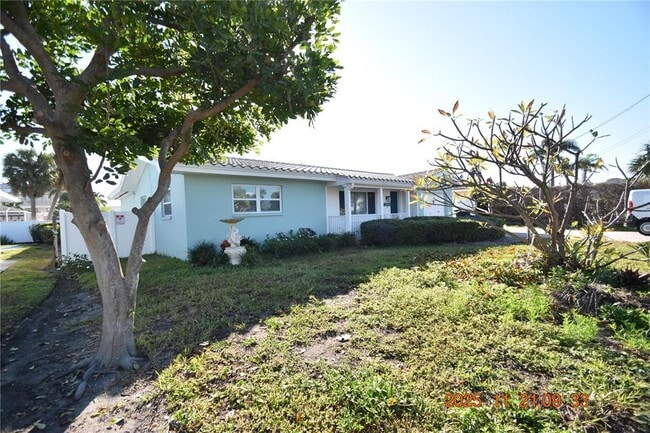 Building Photo - 2513 Gulf Blvd