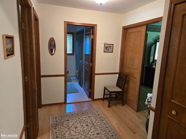 Building Photo - 52843 Deerwood Dr