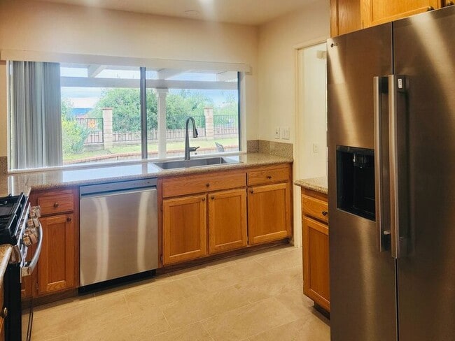 Building Photo - 23581 Via Calzada