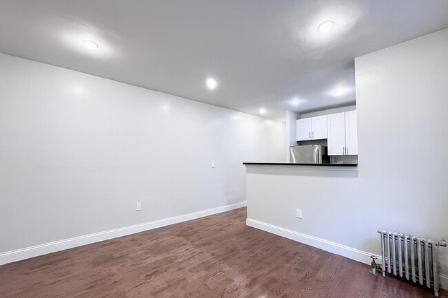 Building Photo - 541 W 156th St