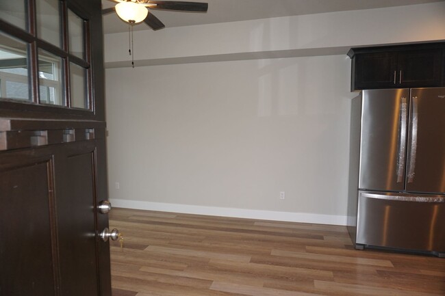 Building Photo - r1501nw30thavebg