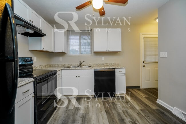 Building Photo - The Lifestyle You Deserve.