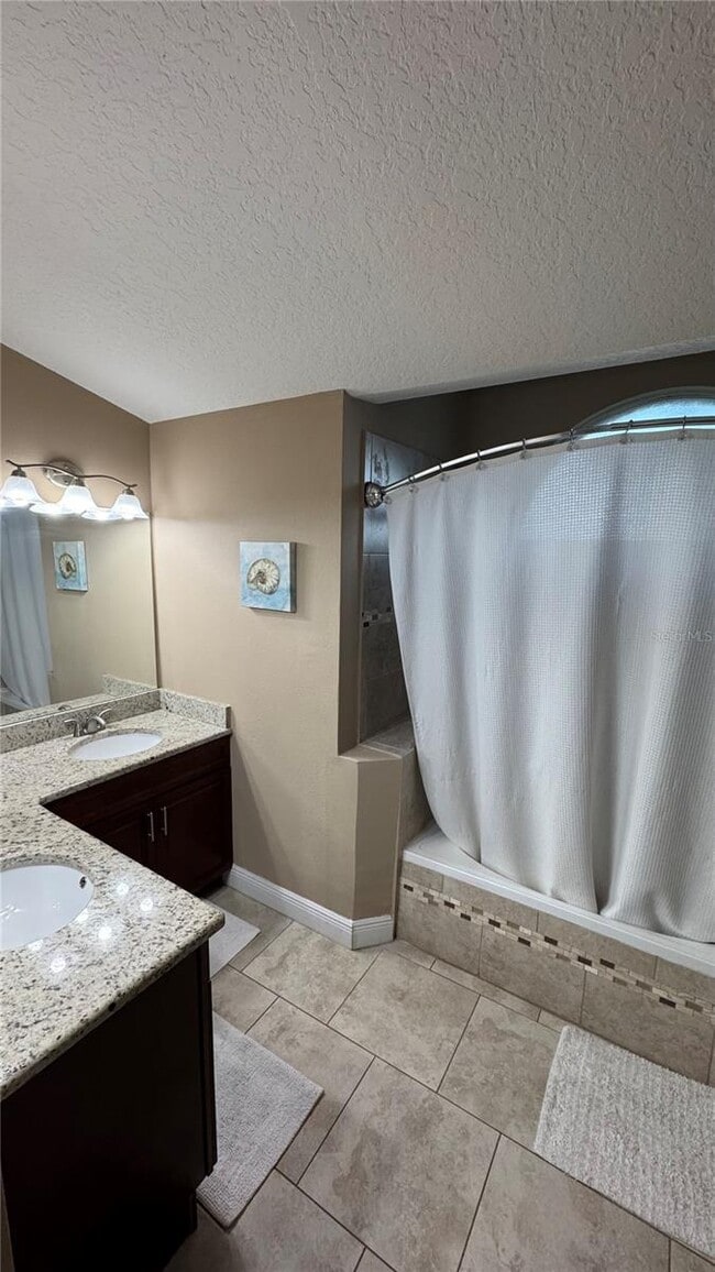 Building Photo - 3923 Blackberry Cir