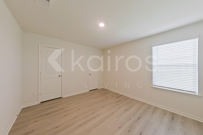Building Photo - 5727 Littoral Rd