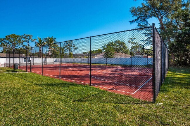 Building Photo - 160 Baldwin Blvd