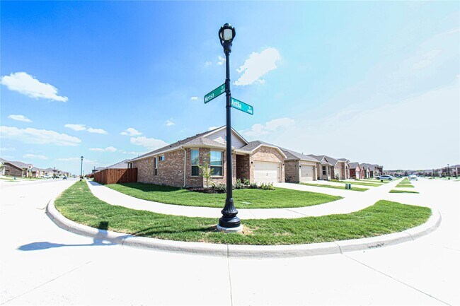 Building Photo - 14640 Antlia Dr