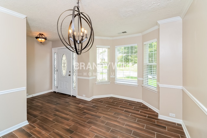 Building Photo - 3801 Wexford Dr