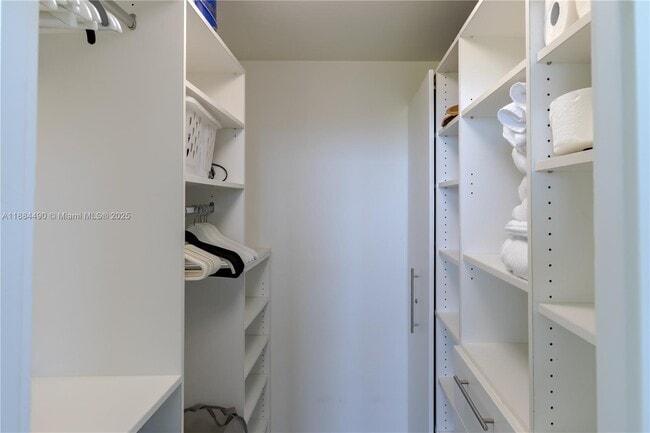 Building Photo - 10275 Collins Ave