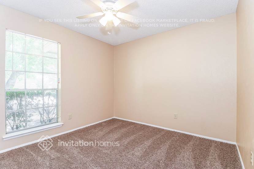 Building Photo - 3809 Wooddale Ct