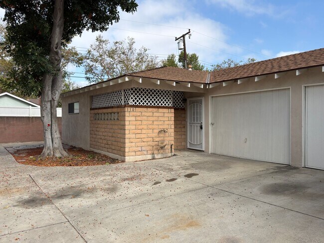 Building Photo - 348-350 S. Bedford Road