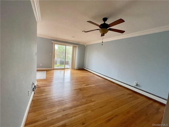 Building Photo - 6 Church Ln