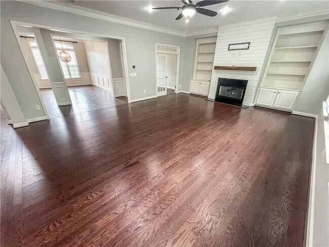 Building Photo - 4450 Wooded Oaks NW