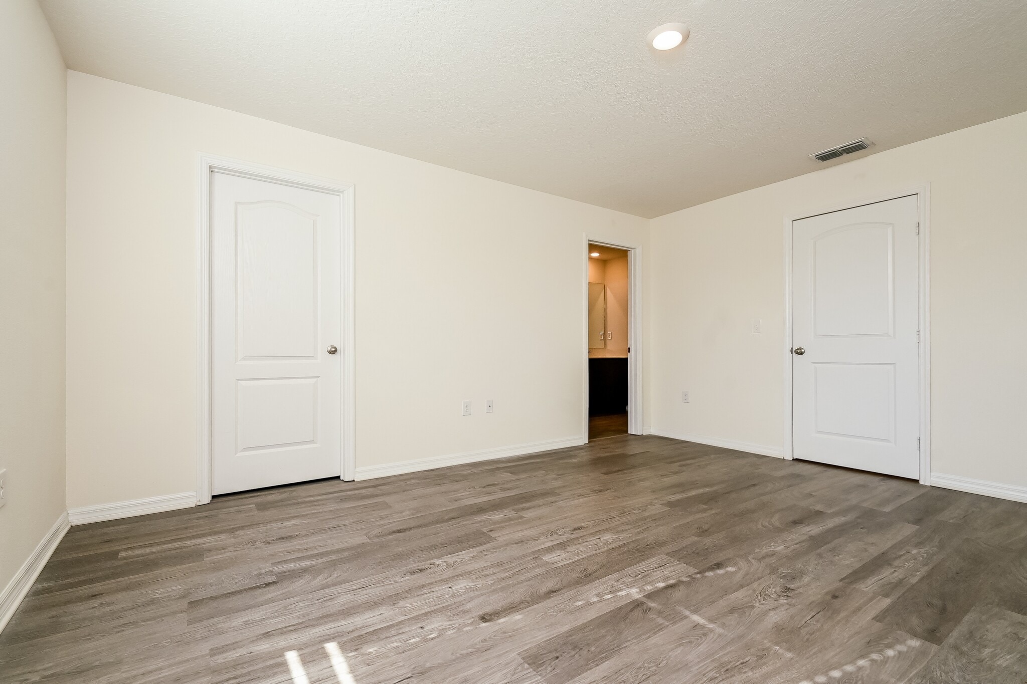 Building Photo - 5367 Companion Ln