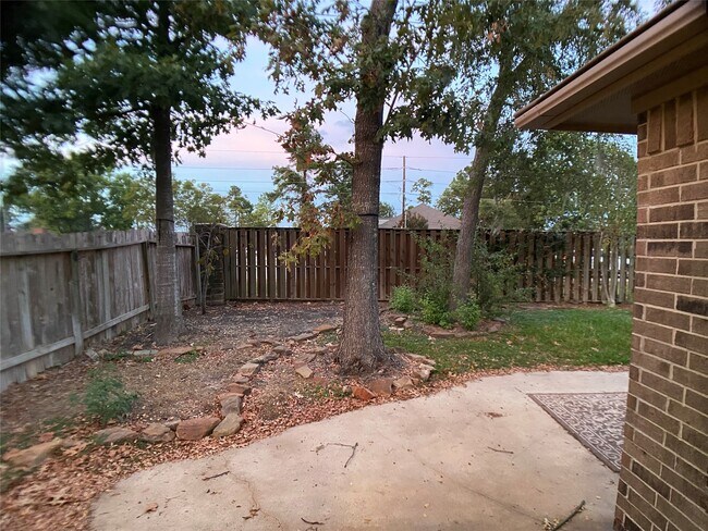 Building Photo - 13510 Wintercrest Dr