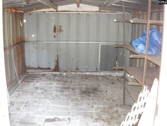 Building Photo - 704 S Bonham Rd