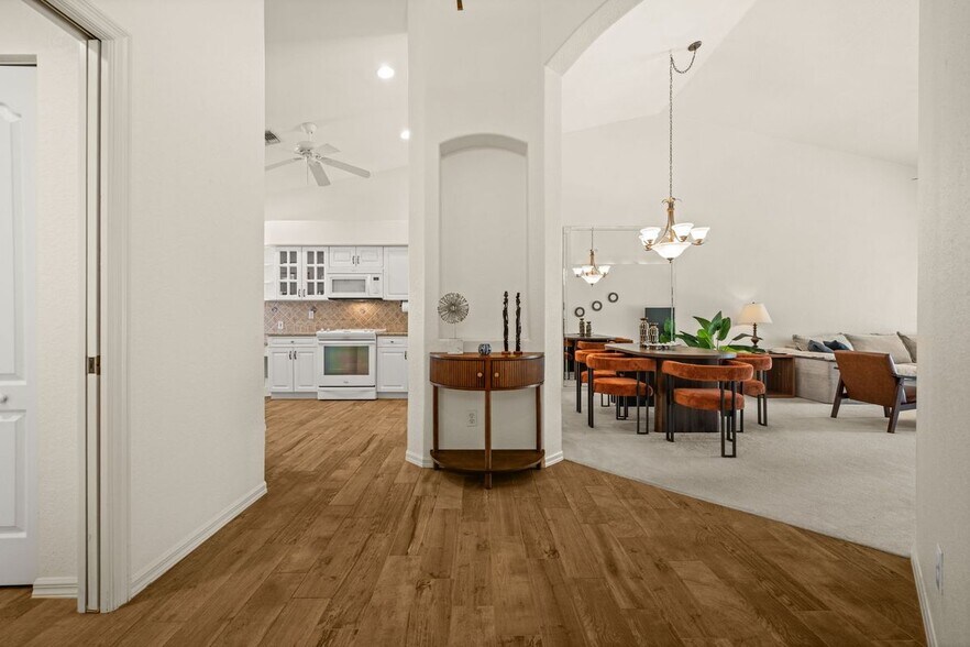 Building Photo - 8167 Ibis Cove Cir