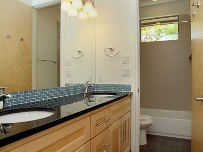 Building Photo - 4605 Avenue B