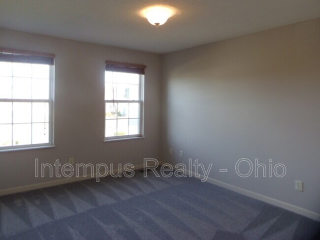 Building Photo - 516 Ironhorse Dr