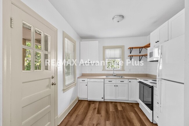 Building Photo - 3 Bedroom 2 Bath in Farmville!