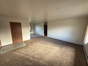Building Photo - 216 N Flower-5