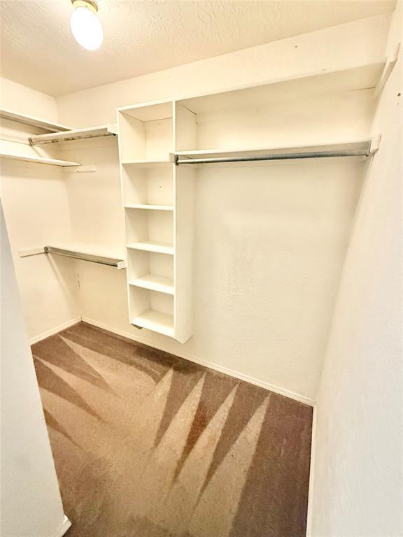 Building Photo - 2800 Gettysburg Dr