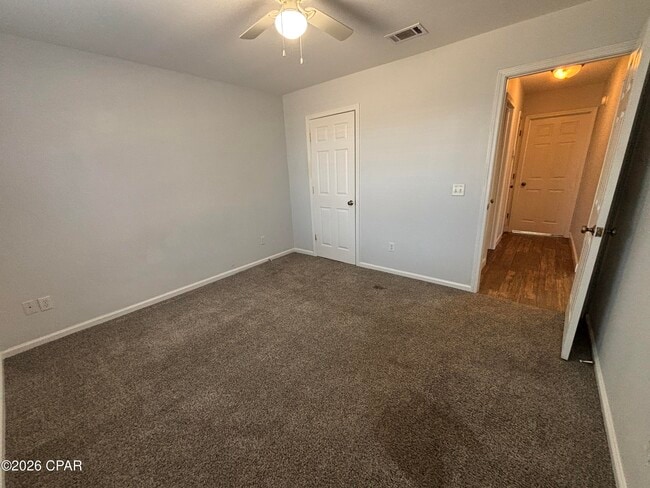 Building Photo - 5127 Stewart Dr