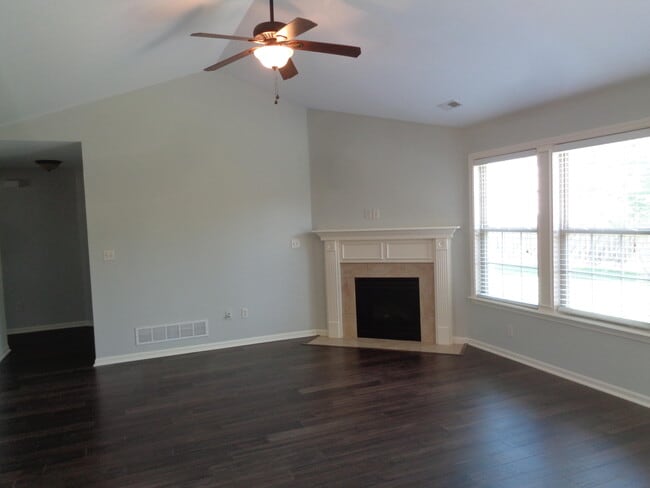 Building Photo - 5103 Grayling Ct