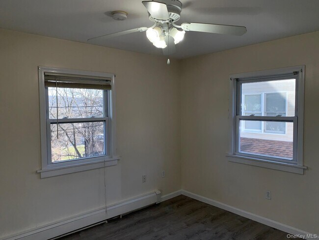 Building Photo - 51 Schneider Ave