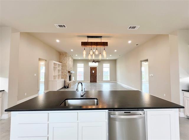 Building Photo - 1141 Veal Station Rd