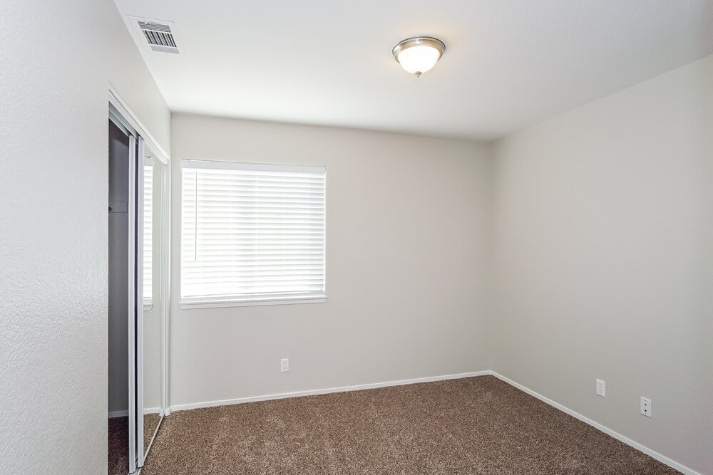 Building Photo - 4705 Wild Oak Way