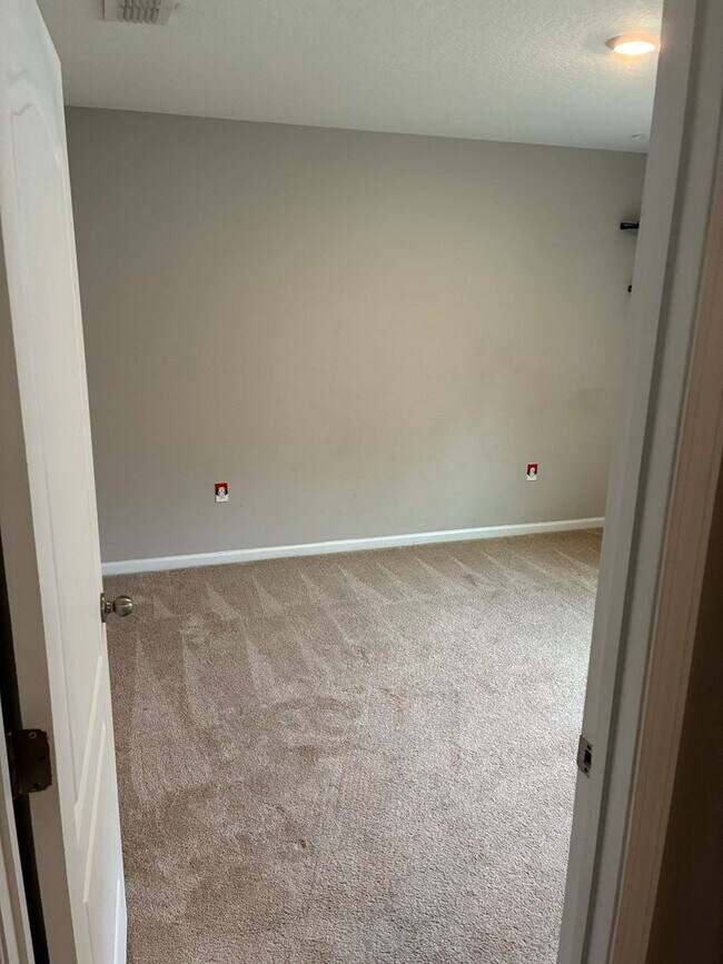 Building Photo - 107 Holm Pl