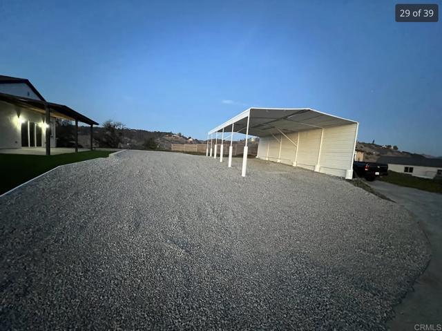Building Photo - 1533 Avohill Dr