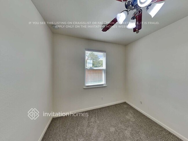 Building Photo - 17247 Marquette Point Ln