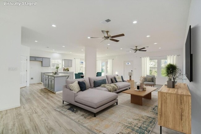 Building Photo - 117 Ori Ct