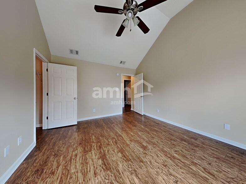 Building Photo - 13 Stoney Hill Rd