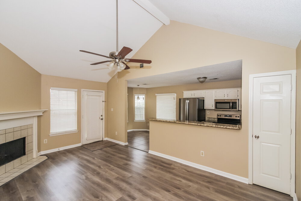 Building Photo - 1604 Marie Rd