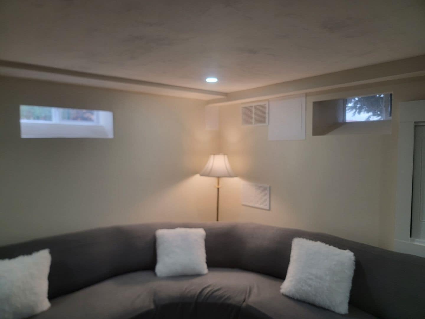 Building Photo - 46 Gilbert St