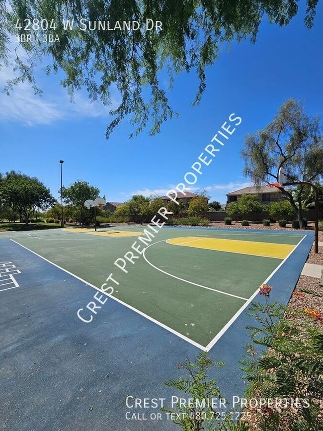 Building Photo - 42804 W Sunland Dr