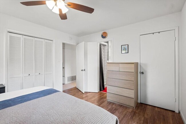 Building Photo - 1611 Ashberry Dr